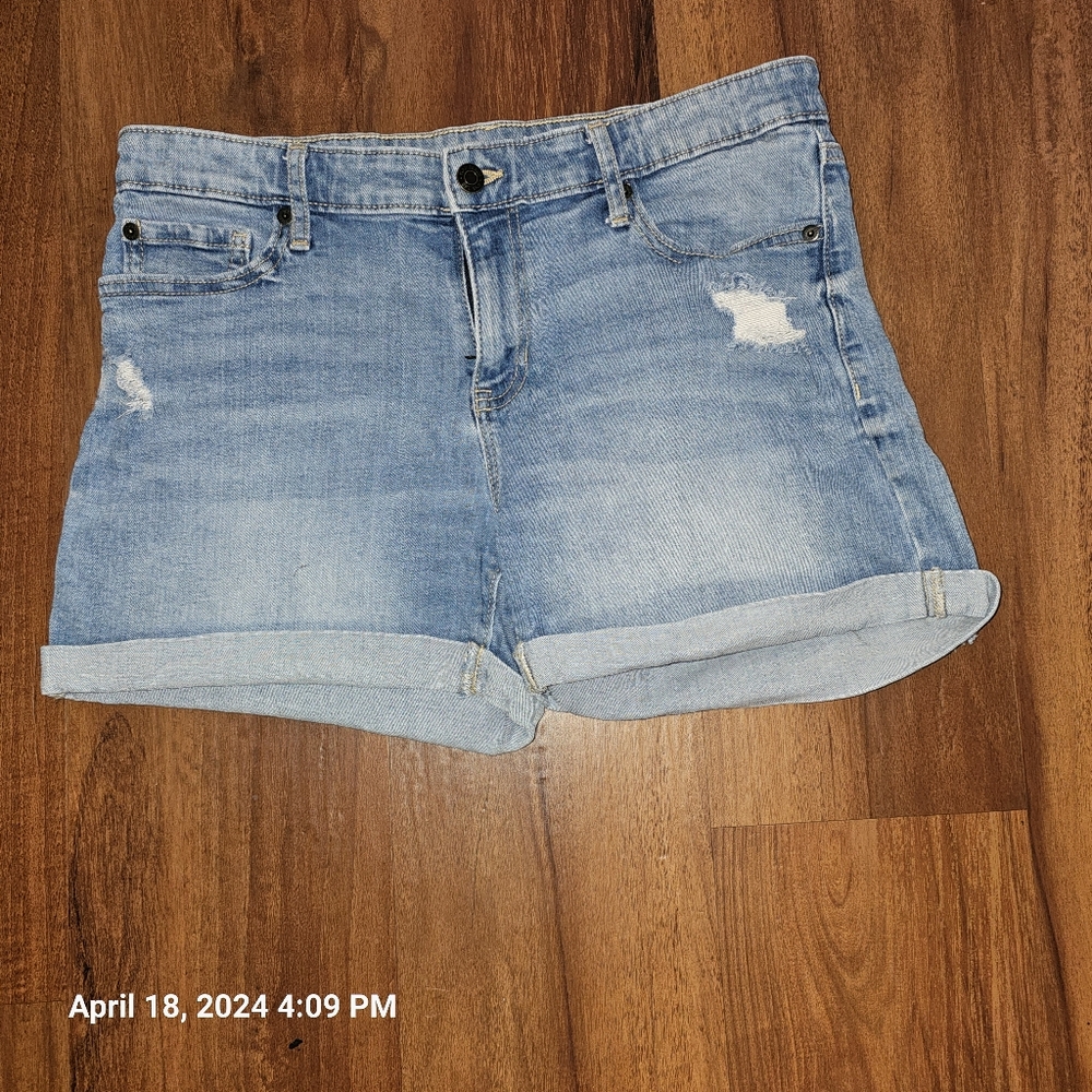 Gap womens distressed jean shorts